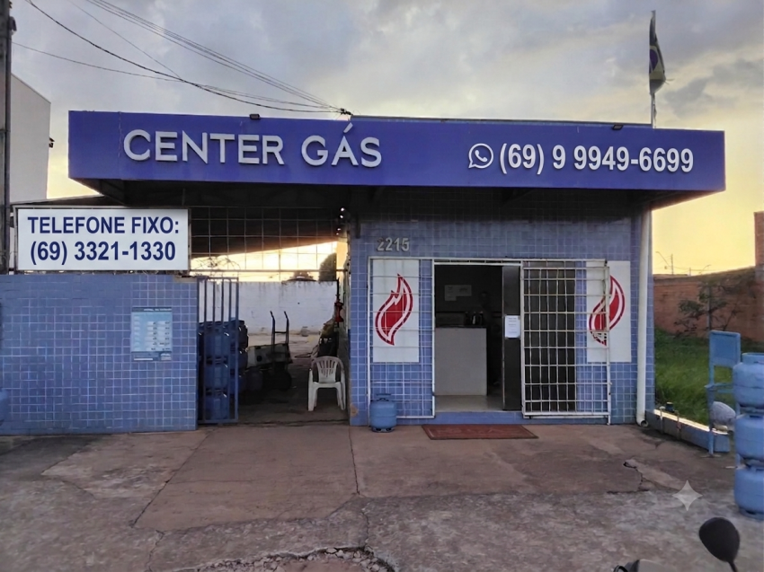 Banner CENTER GAS