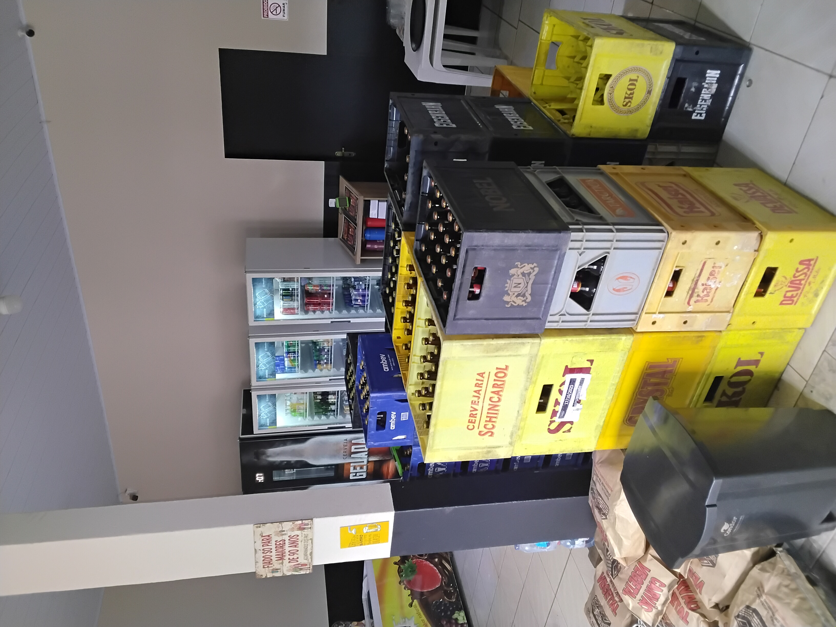 Galeria Distribuidora e espetinho Rubao