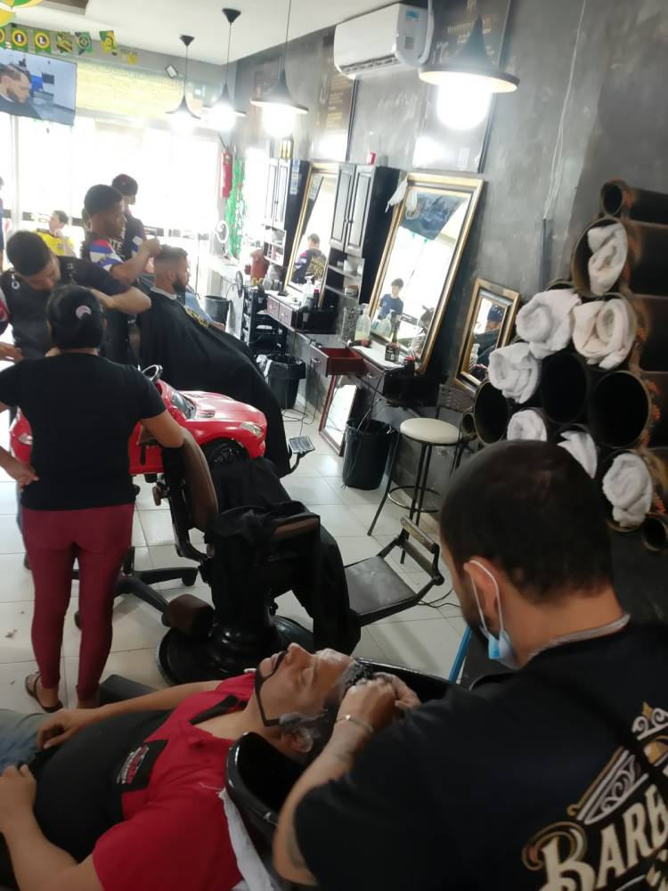 Galeria BARBEARIA DO VINTE
