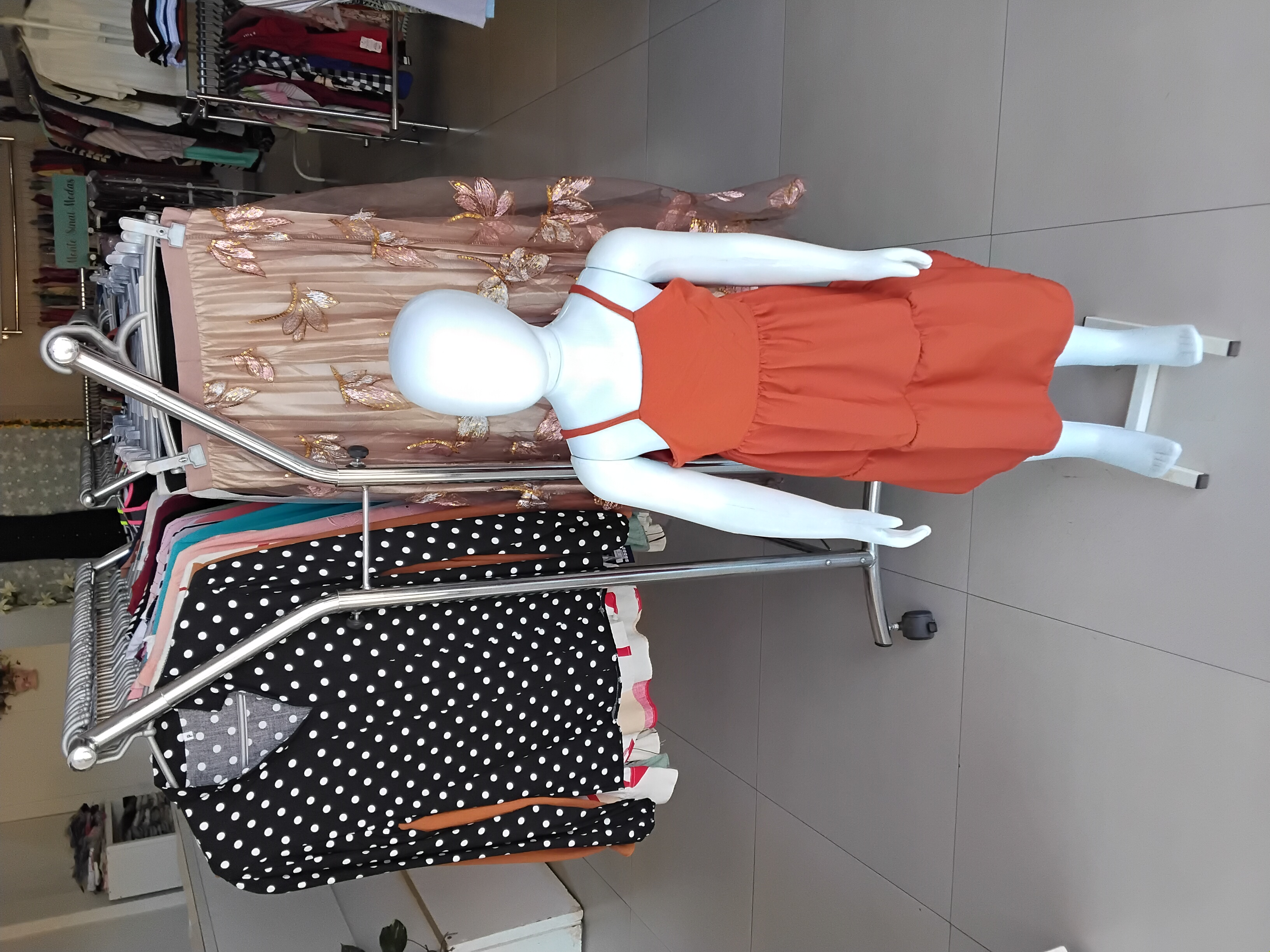 Galeria MONTE SINAI MODAS